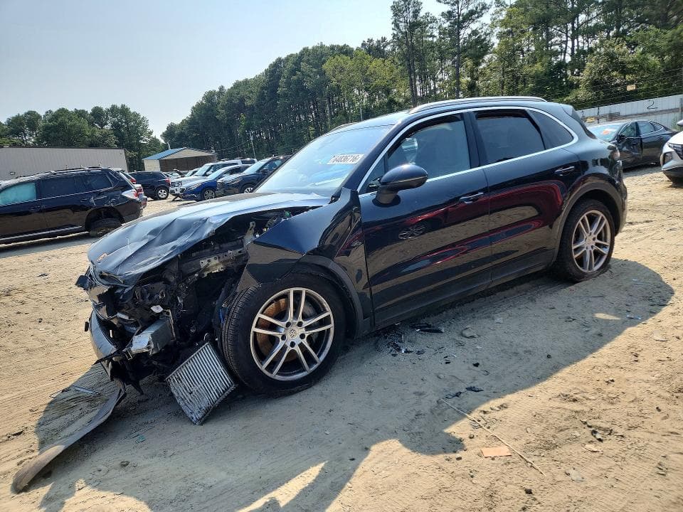 2019 PORSCHE CAYENNE S - 1