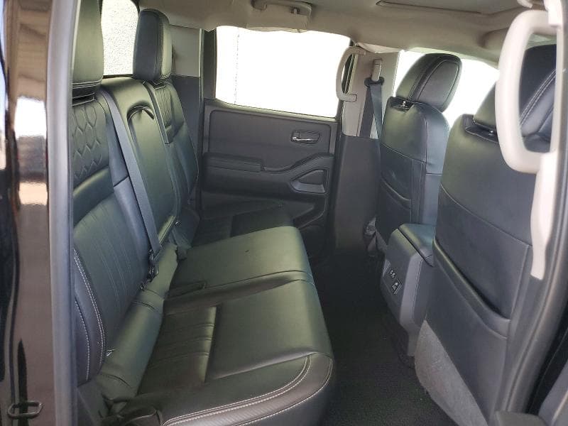 2022 NISSAN FRONTIER SV 10