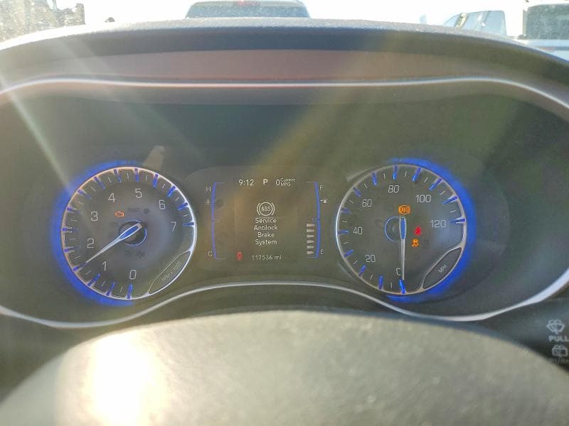 2021 CHRYSLER VOYAGER LXI 9