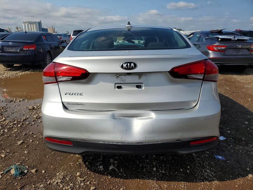 2018 KIA FORTE LX 6