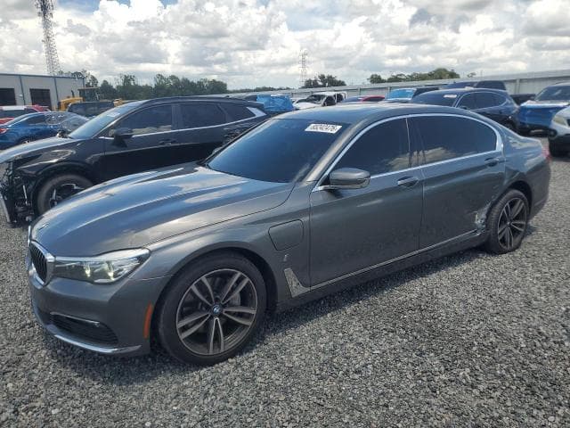 2018 BMW 740 XE - 1