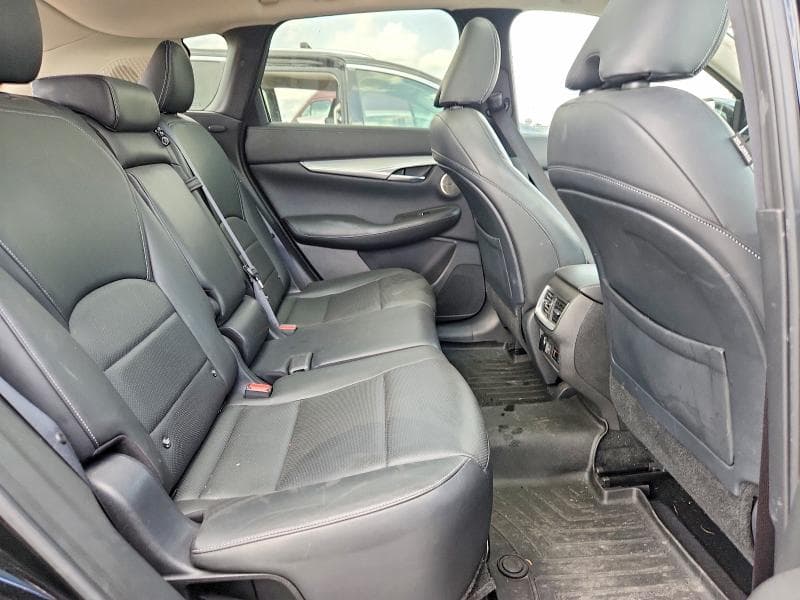 2019 INFINITI QX50 ESSENTIAL 11