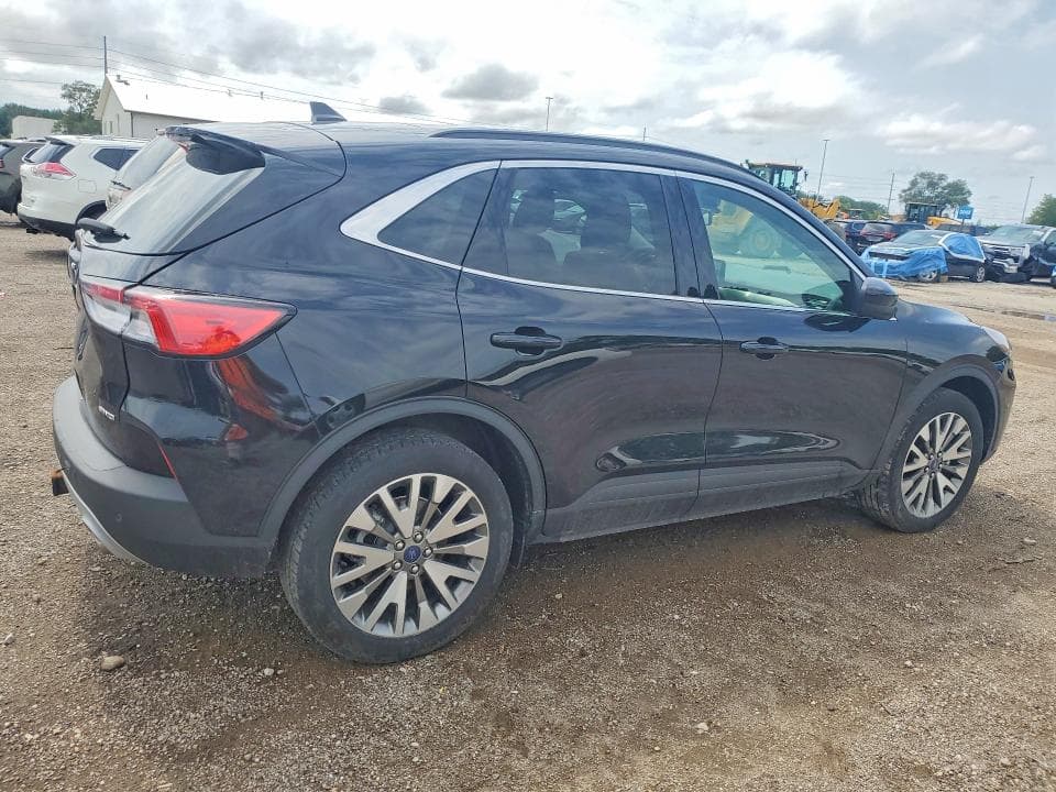 2022 FORD ESCAPE TITANIUM 3