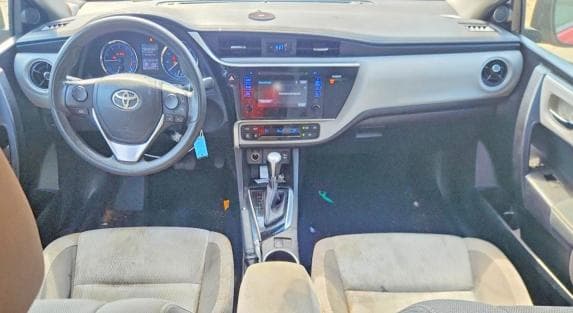 2017 TOYOTA COROLLA LE 8