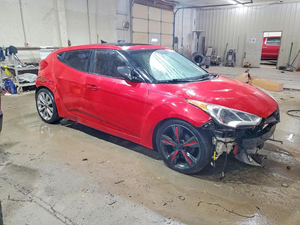 2017 HYUNDAI VELOSTER VALUE EDITION 4