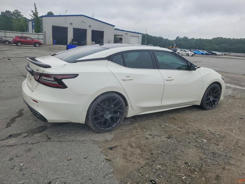 2021 NISSAN MAXIMA SR 3