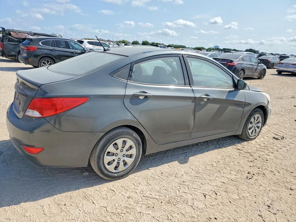 2017 HYUNDAI ACCENT SE 3