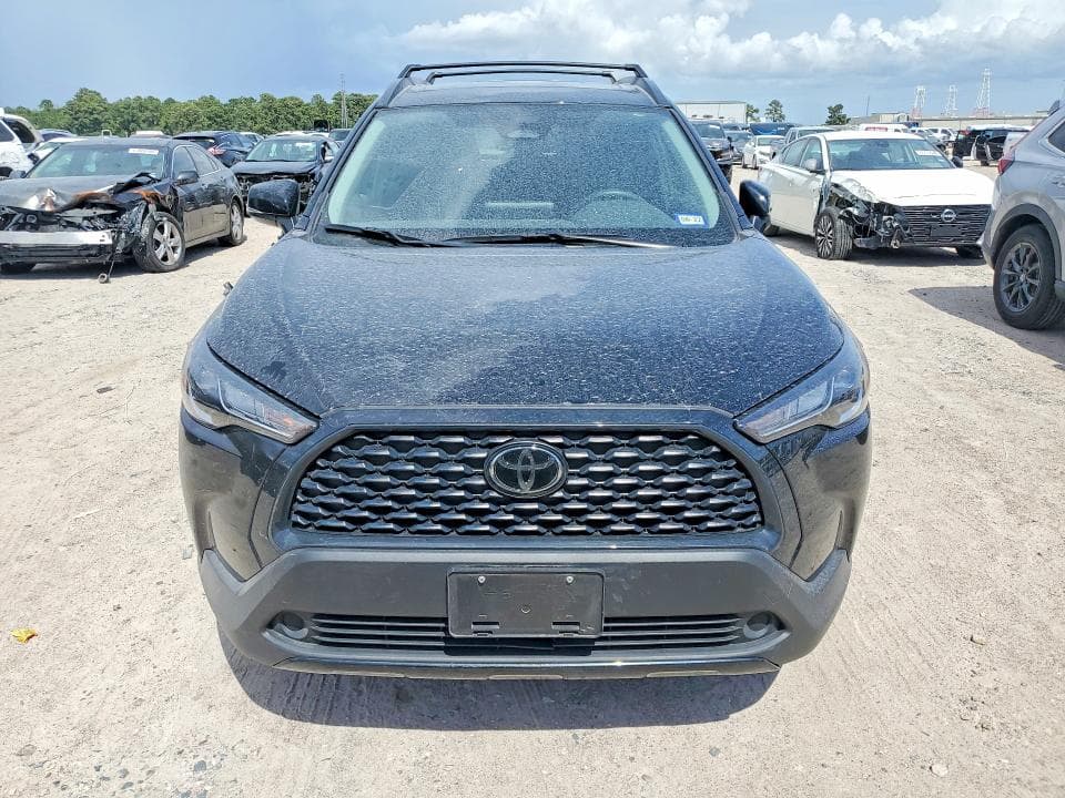 2025 TOYOTA COROLLA CROSS LE 5