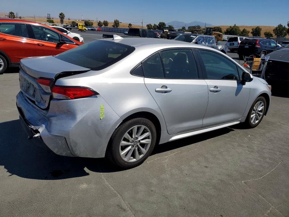 2024 TOYOTA COROLLA HYBRID LE 3