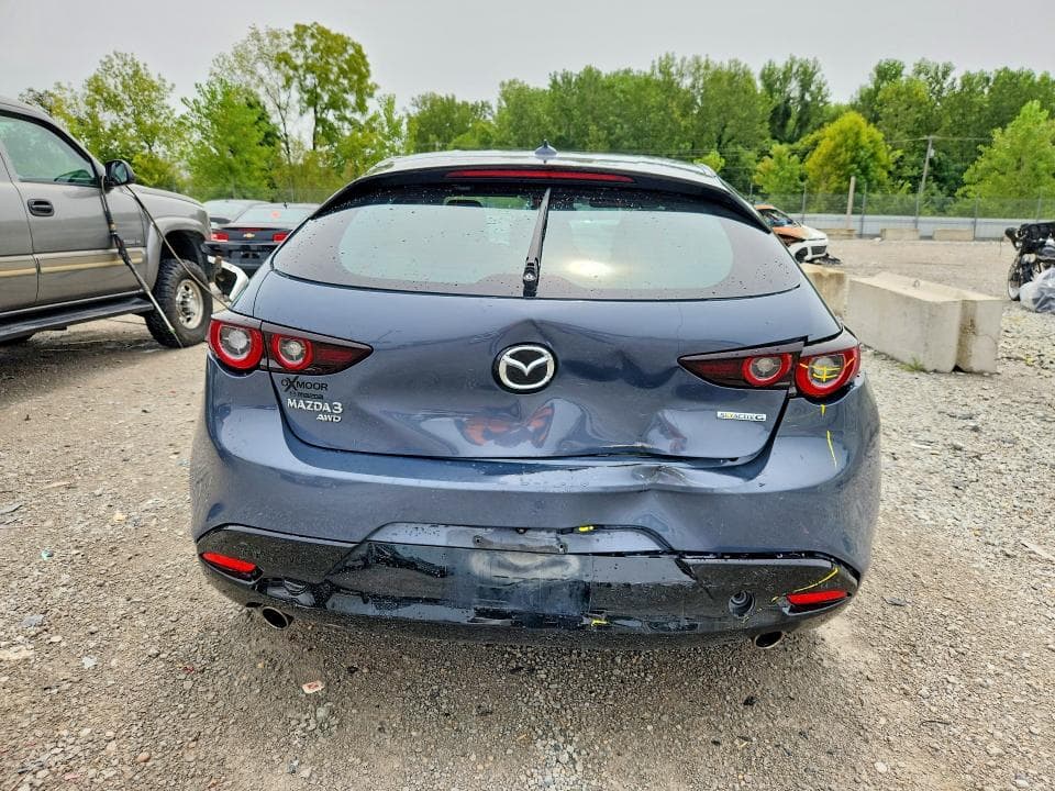 2022 MAZDA 3 PREMIUM 6
