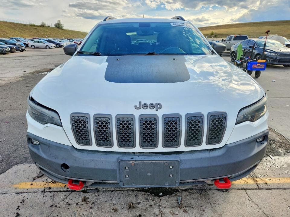 2019 JEEP CHEROKEE TRAILHAWK 5