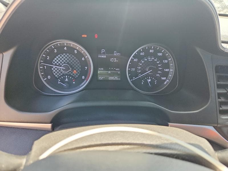 2019 HYUNDAI ELANTRA SE 9