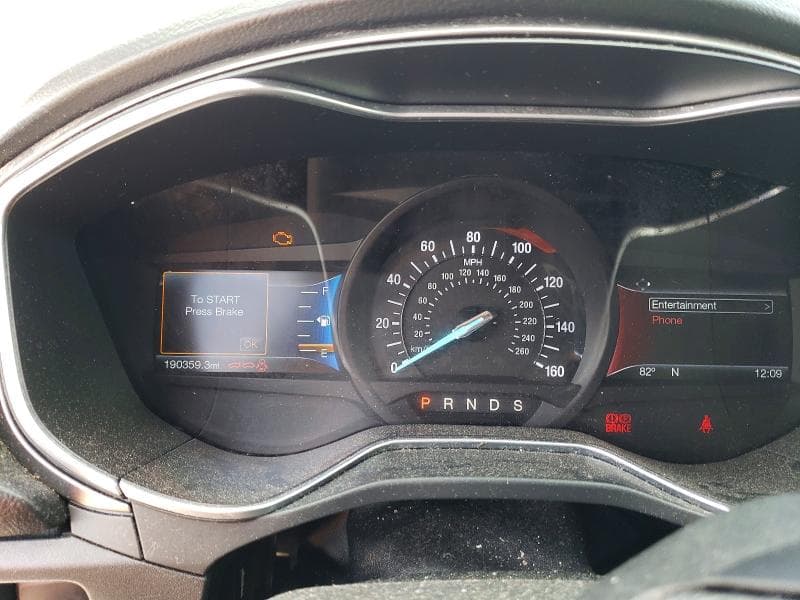 2017 FORD FUSION SE 9