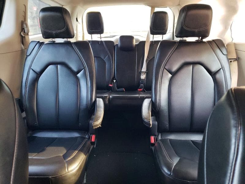 2021 CHRYSLER VOYAGER LXI 10