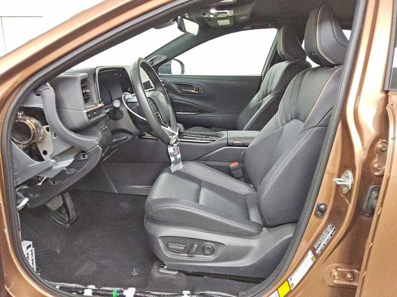 2026 TOYOTA CROWN LIMITED 7