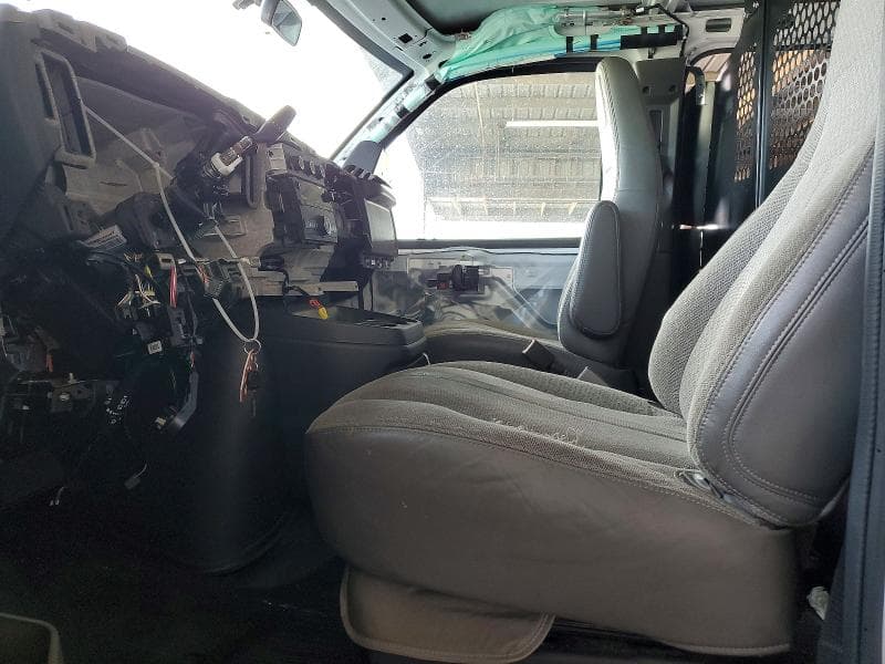 2026 GMC SAVANA G2500 7