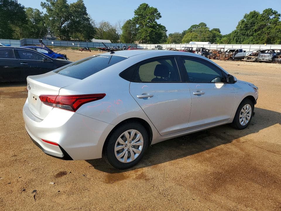 2021 HYUNDAI ACCENT SE 3