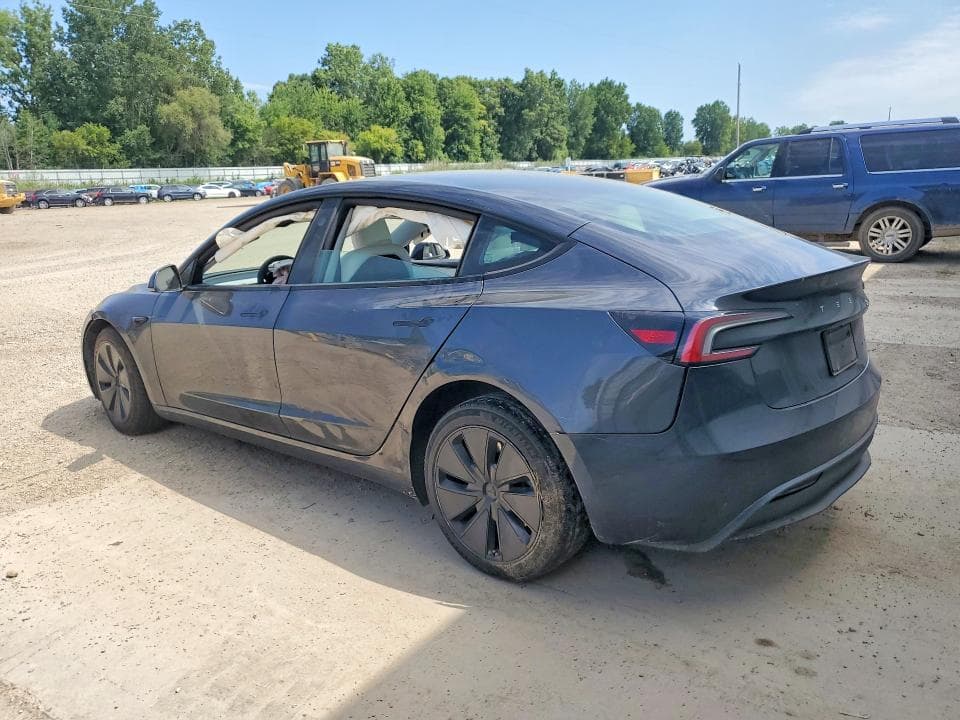 2024 TESLA MODEL 3 2