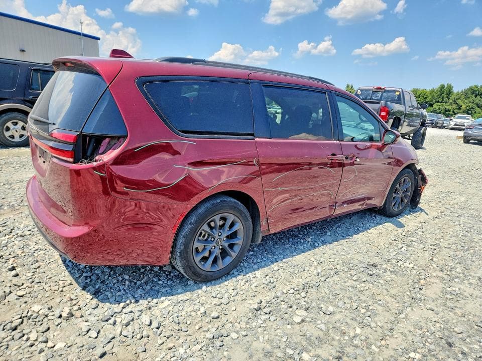 2021 CHRYSLER PACIFICA TOURING 3