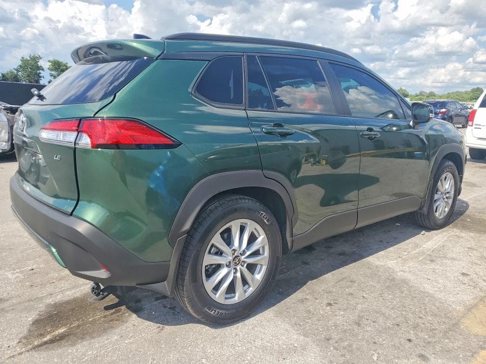 2025 TOYOTA COROLLA CROSS LE 3