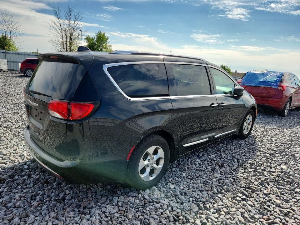 2017 CHRYSLER PACIFICA TOURING L PLUS 3