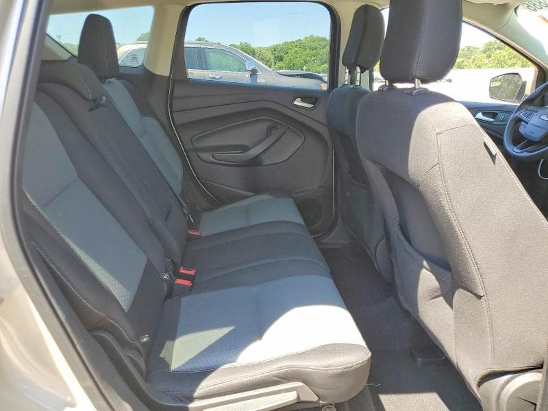 2018 FORD ESCAPE SE 11