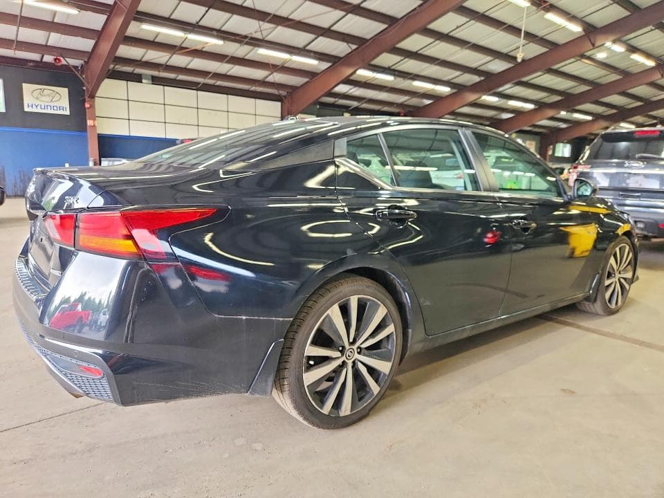 2020 NISSAN ALTIMA SR 3