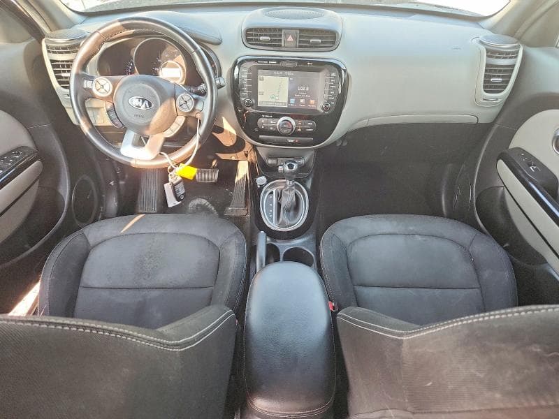 2017 KIA SOUL + 8
