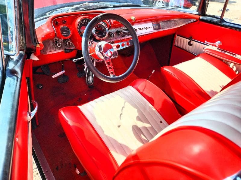 1957 CHEVROLET BEL AIR 8