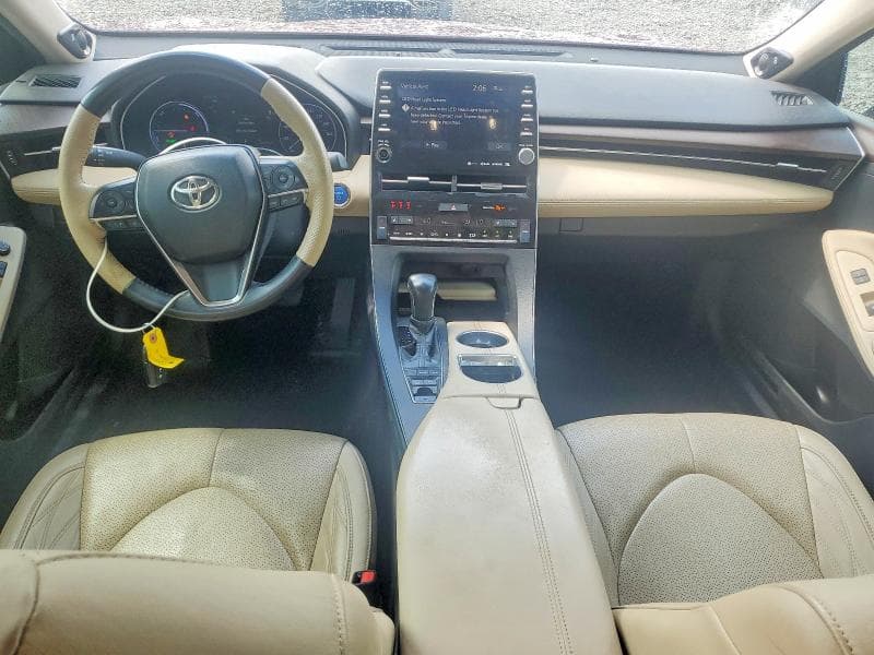 2020 TOYOTA AVALON LIMITED 8