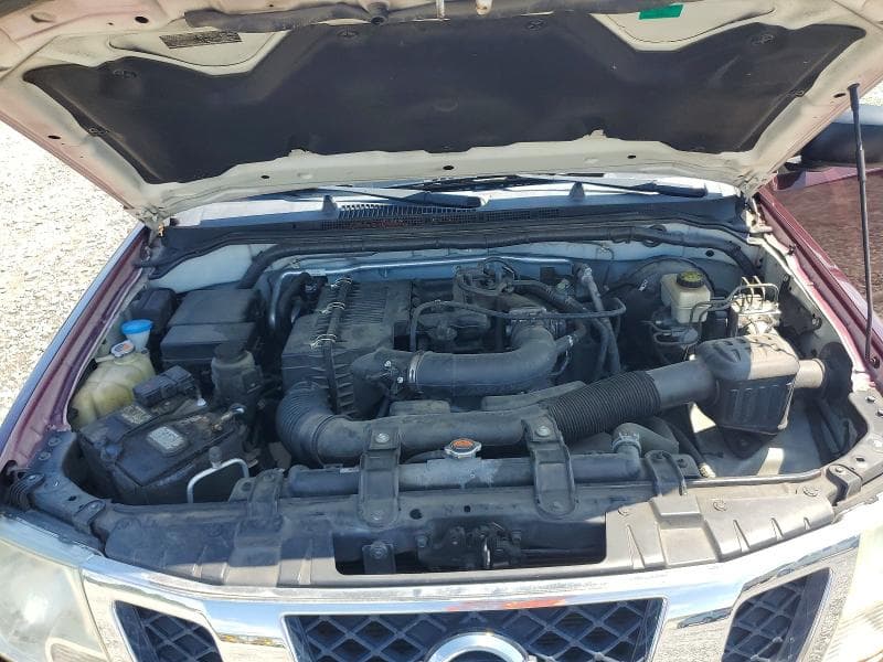 2018 NISSAN FRONTIER S 11
