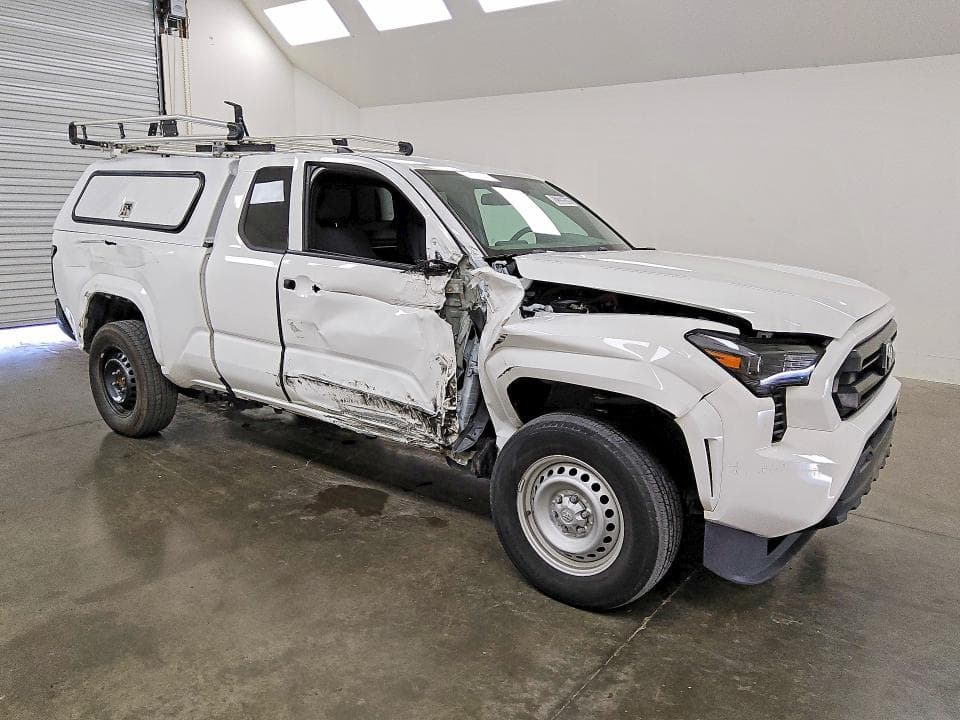 2024 TOYOTA TACOMA SR 4