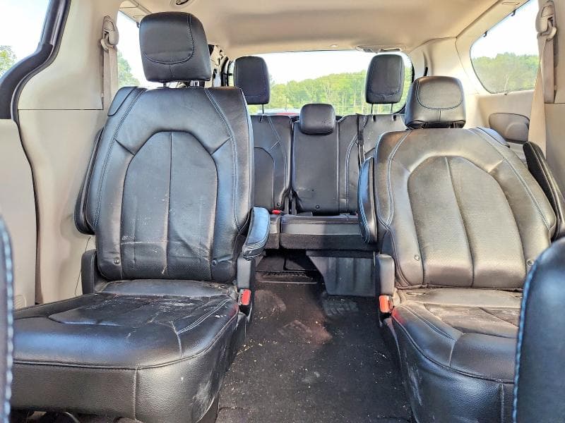2021 CHRYSLER PACIFICA TOURING L 10
