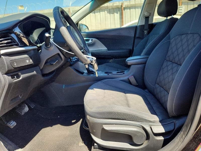 2020 KIA NIRO LX 7