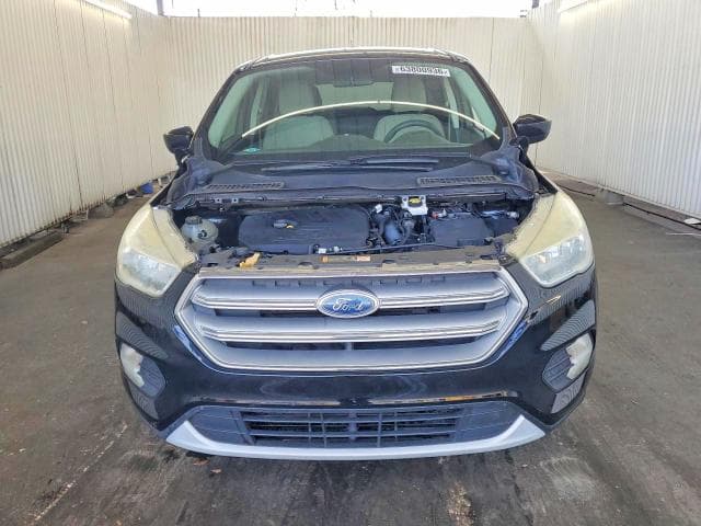 2017 FORD ESCAPE SE 5