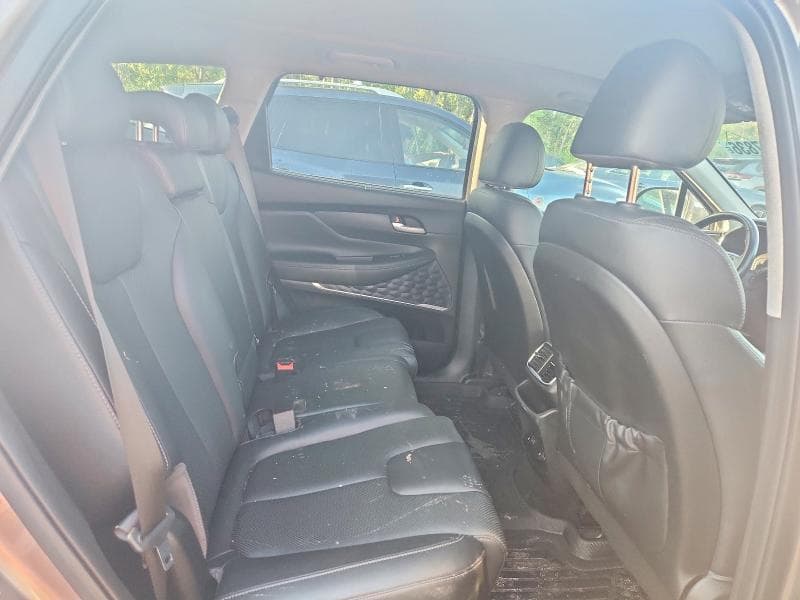 2019 HYUNDAI SANTA FE LIMITED 11
