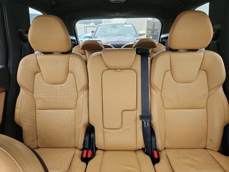2018 VOLVO XC90 T6 10