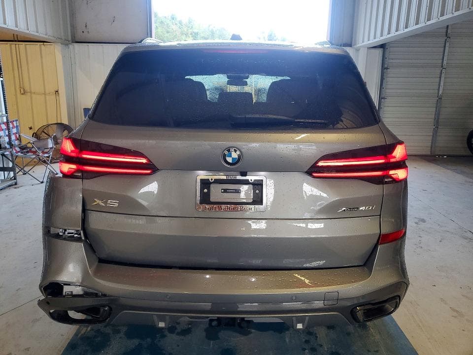 2026 BMW X5 XDRIVE40I 6