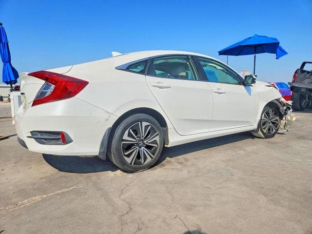 2018 HONDA CIVIC EX 3