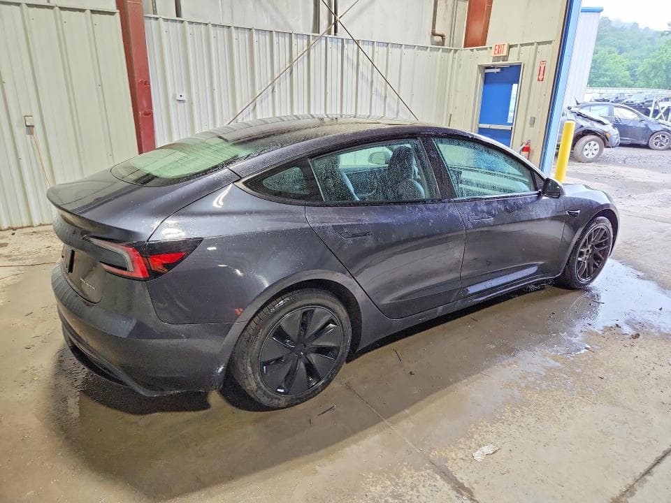 2024 TESLA MODEL 3 3