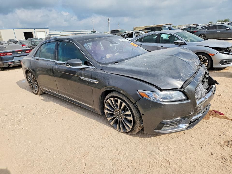 2017 LINCOLN CONTINENTAL RESERVE 4