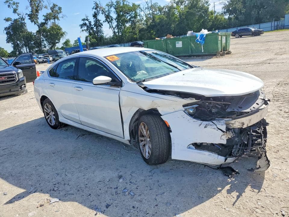 2017 CHRYSLER 200 LIMITED 4