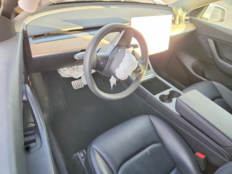2022 TESLA MODEL Y 8