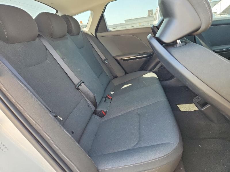 2025 KIA K4 LX 10