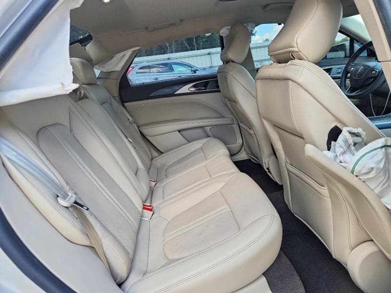 2020 LINCOLN MKZ RESERVE 10