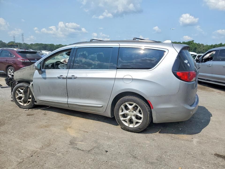 2017 CHRYSLER PACIFICA TOURING L 2