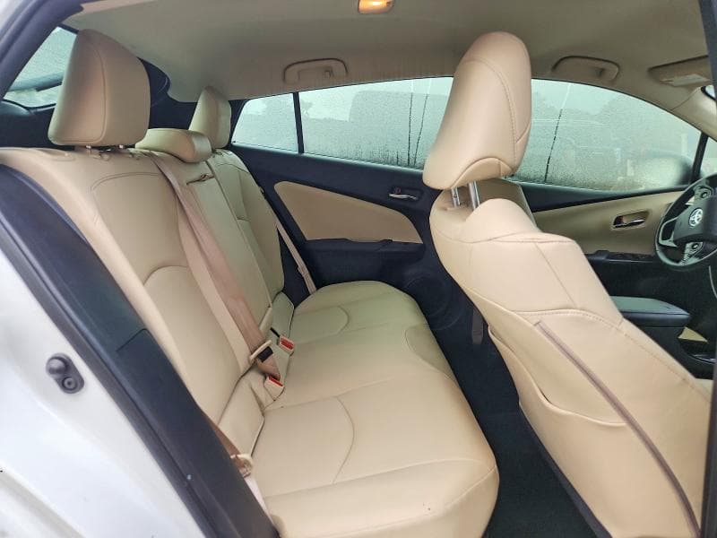 2022 TOYOTA PRIUS XLE 10