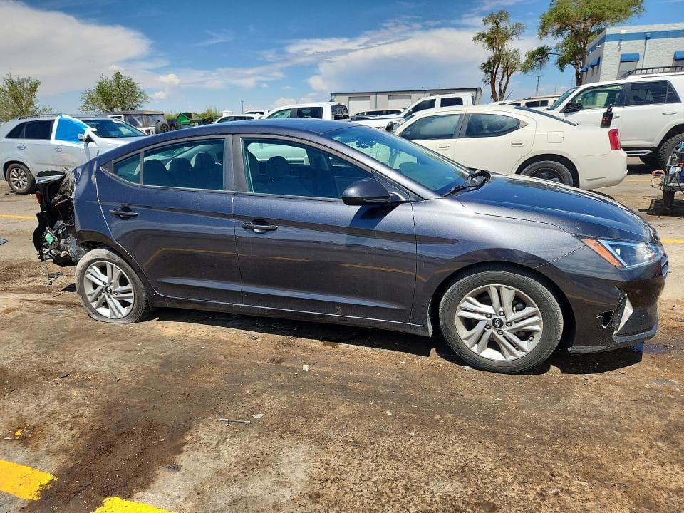 2020 HYUNDAI ELANTRA VALUE EDITION 4