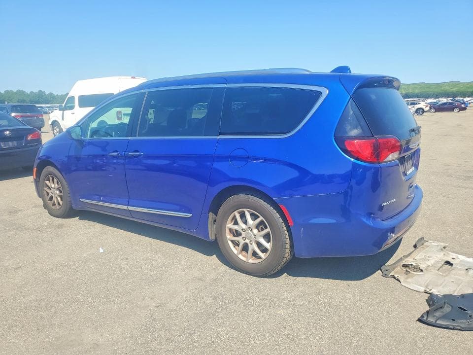 2020 CHRYSLER PACIFICA TOURING L 2