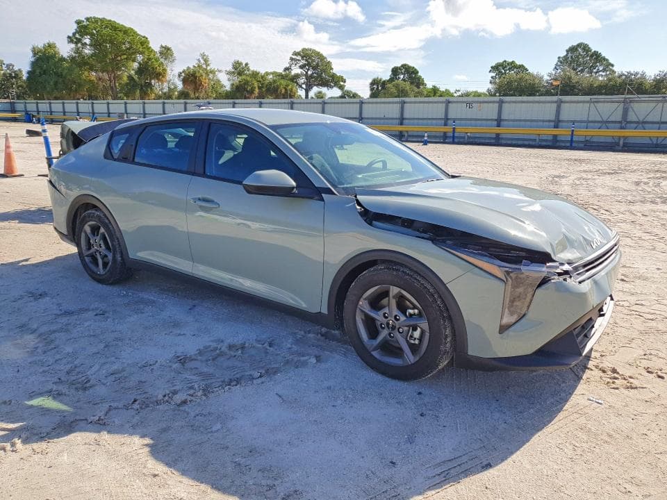 2026 KIA K4 LXS 4